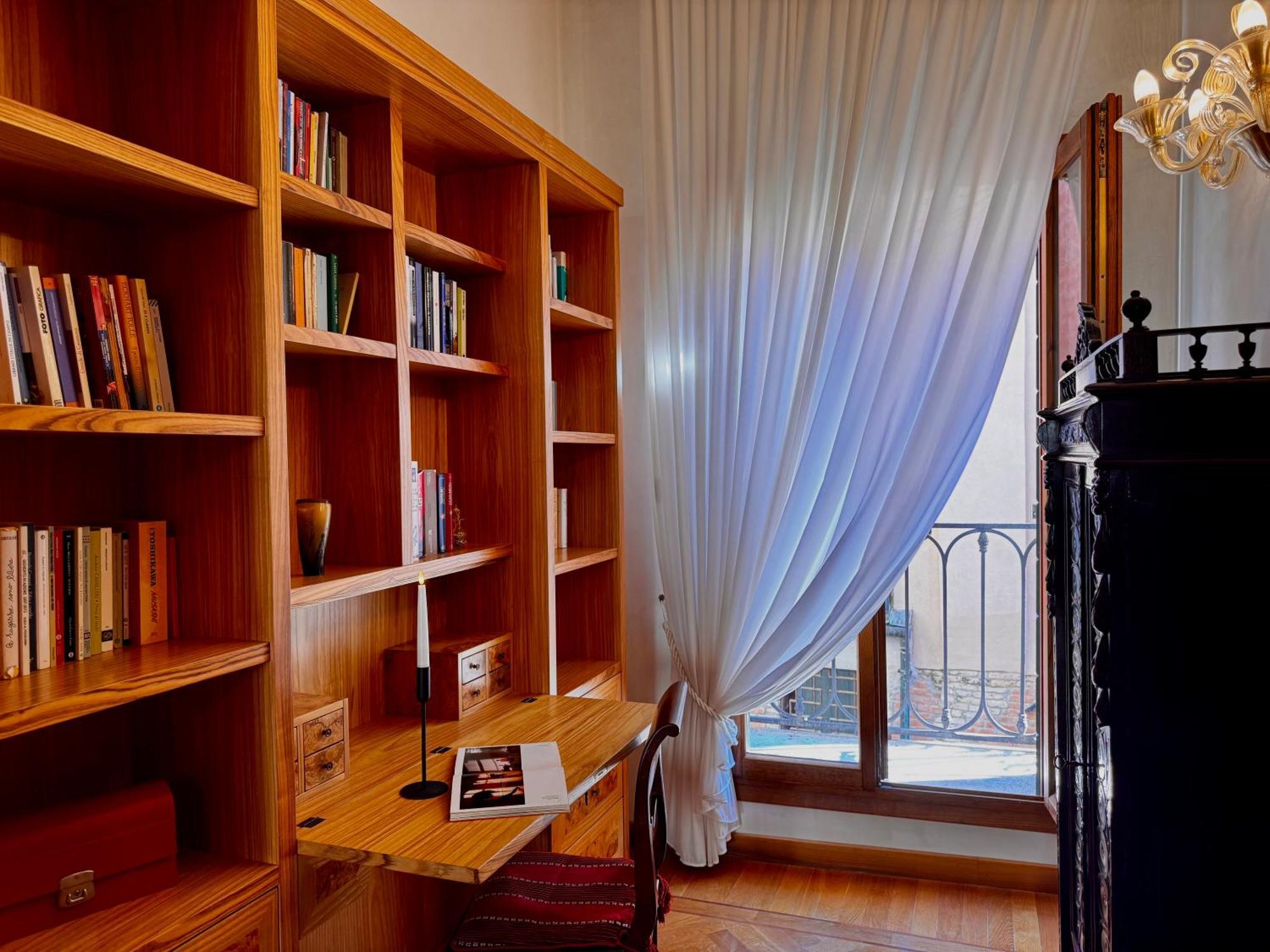 Nama Boutique Venecia
